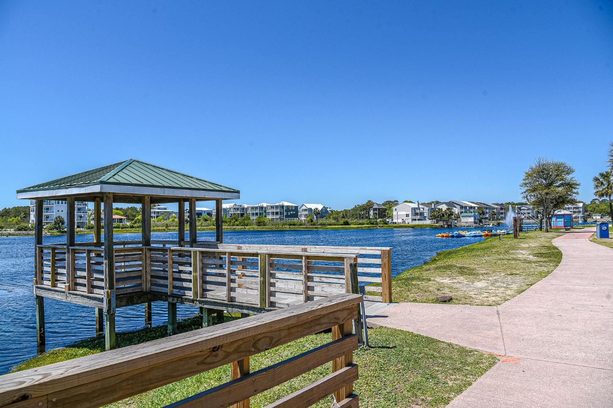 Hang Ten Hideaway, Pool, Condo, Parking - 6 Person Max Occupancy Carolina Beach Exterior photo